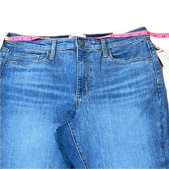 Universal Thread High Rise Skinny Denim Jeans With Patch, Size 12, NWT - Picture 9 of 12